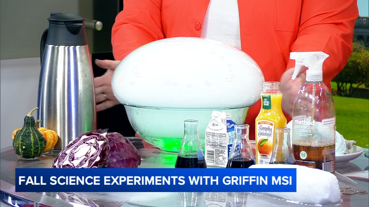 Children eagerly participating in fall science experiments at the Griffin Museum of Science and Industry