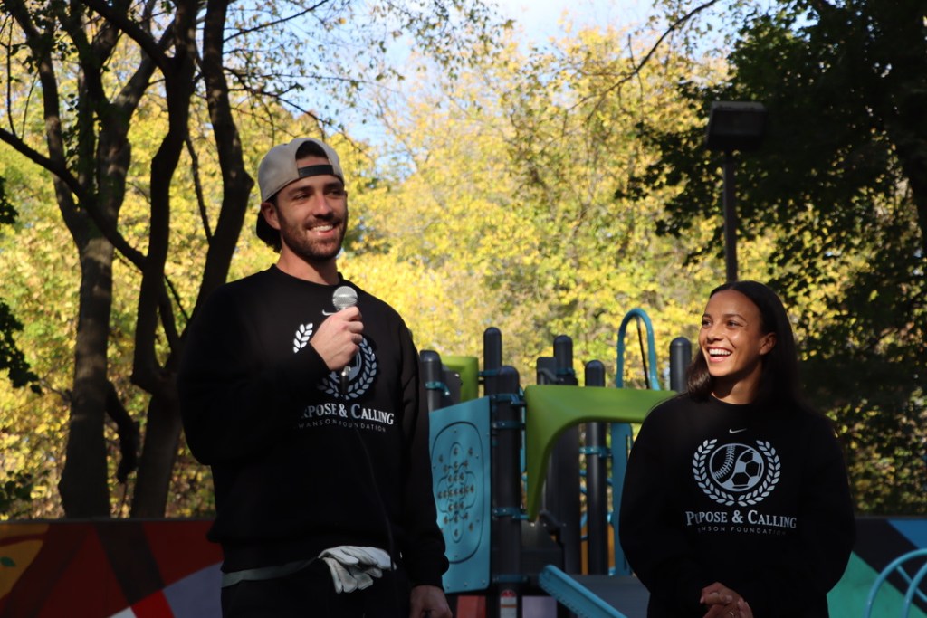 Dansby and Mallory Swanson fund new Clyde-Brummel Park playground — Evanston RoundTable